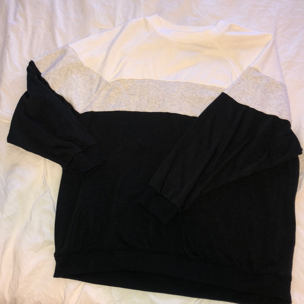 American Eagle Amazingly Soft Crew Neck